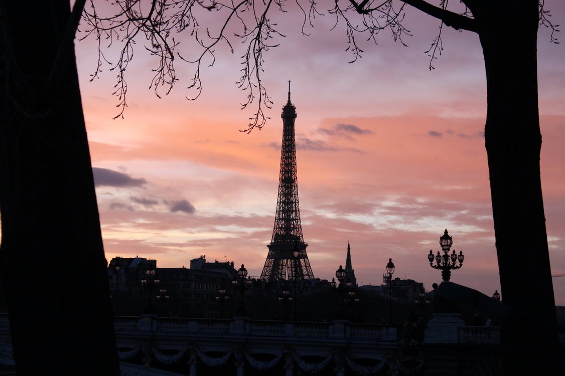 family apartments in paris eiffel tower