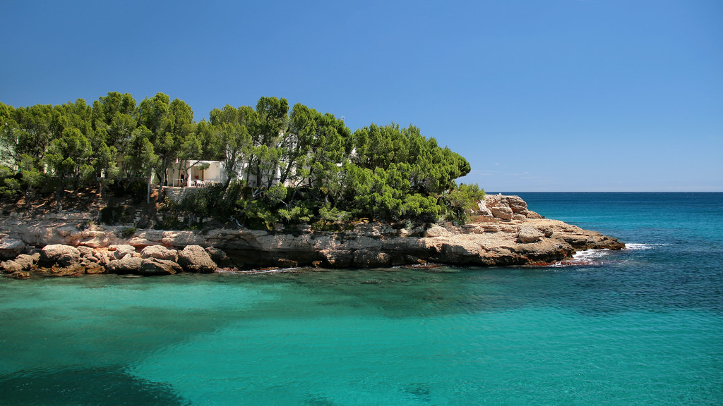 coves-of-tarragona-muchosol